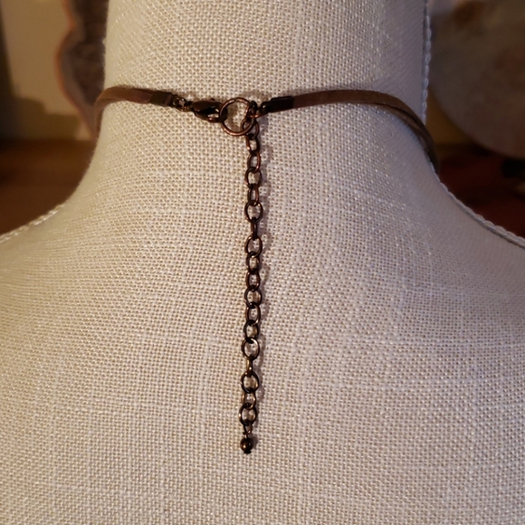 3 tear necklace - Picture 6 of 6